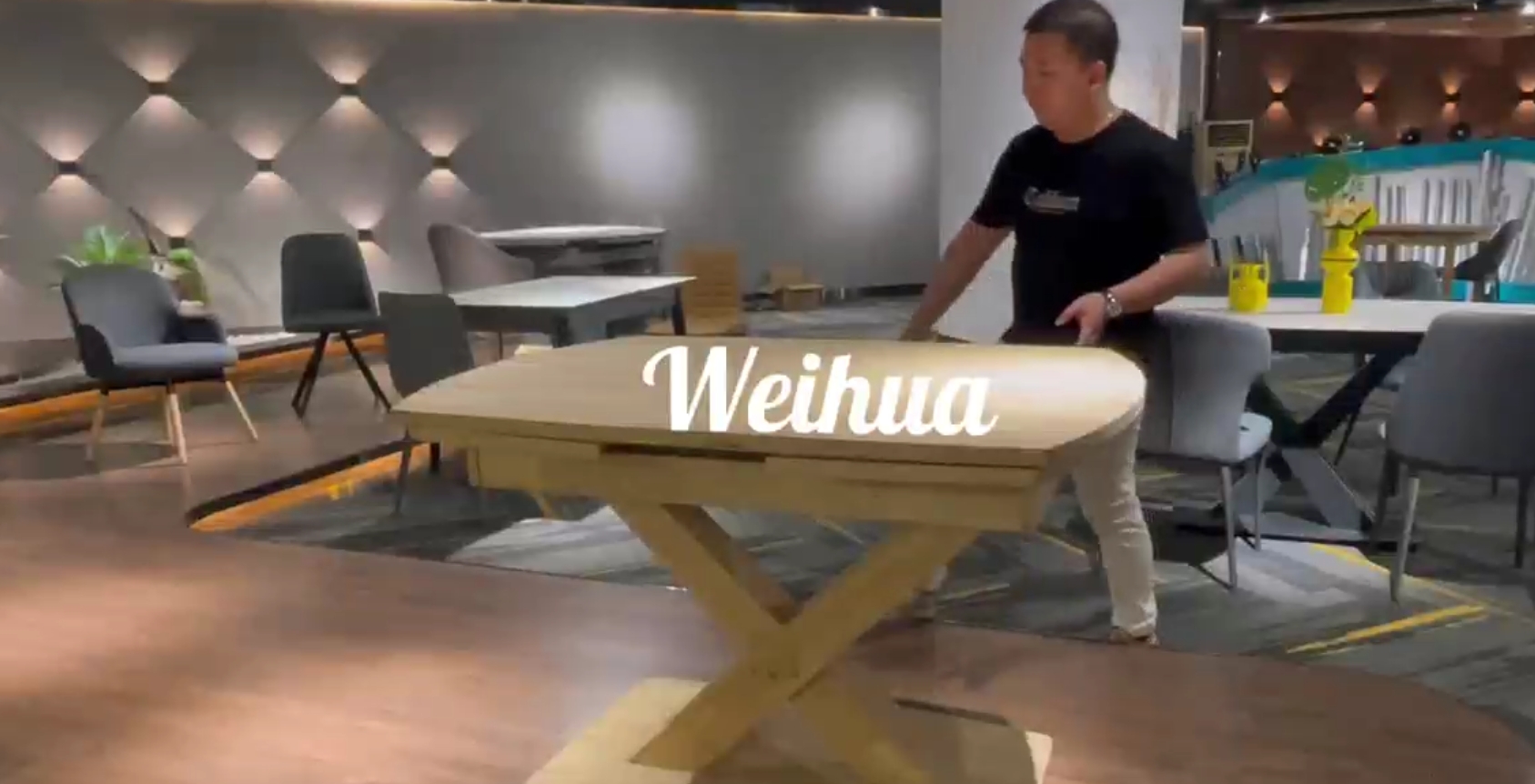 旋轉(zhuǎn)功能餐臺展示